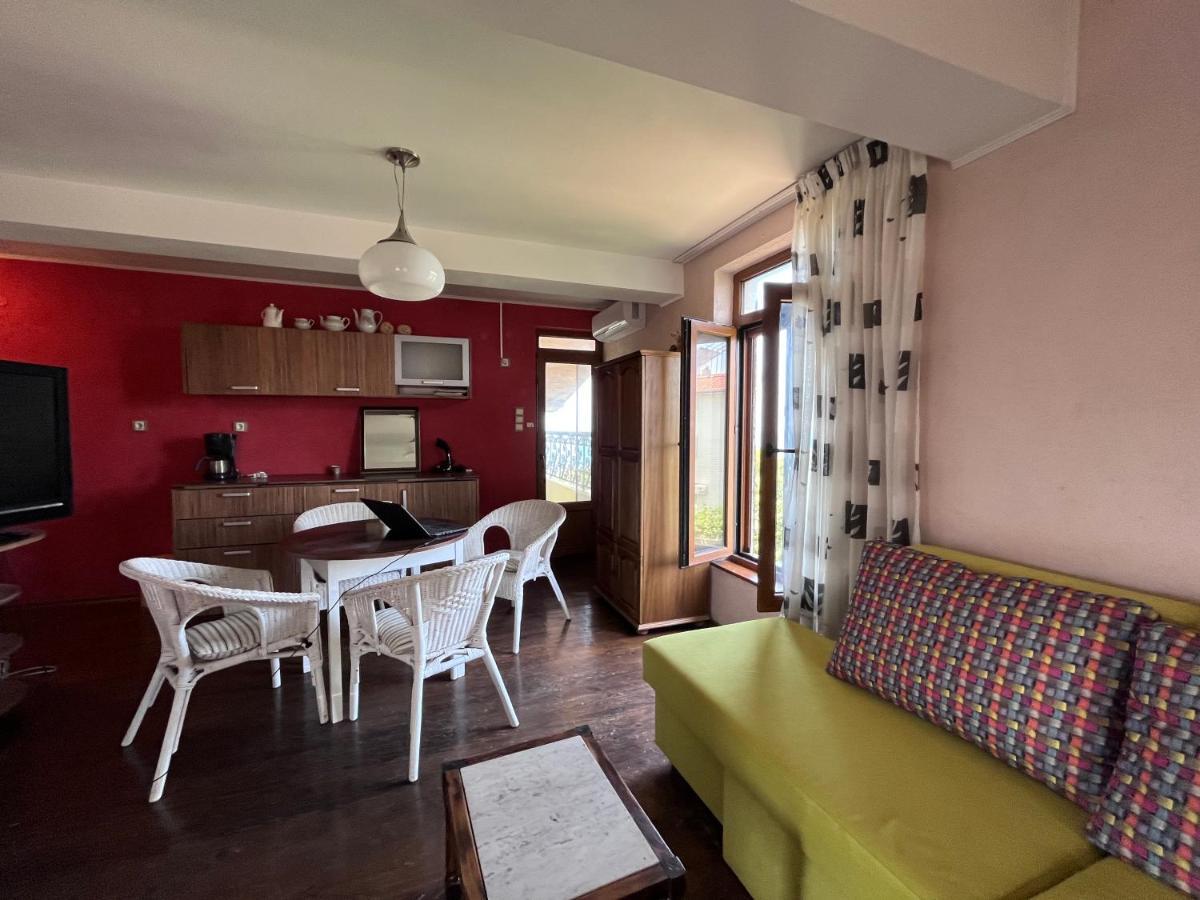 Brunette Beauties Guesthouse & Studio Sinemorets Екстериор снимка