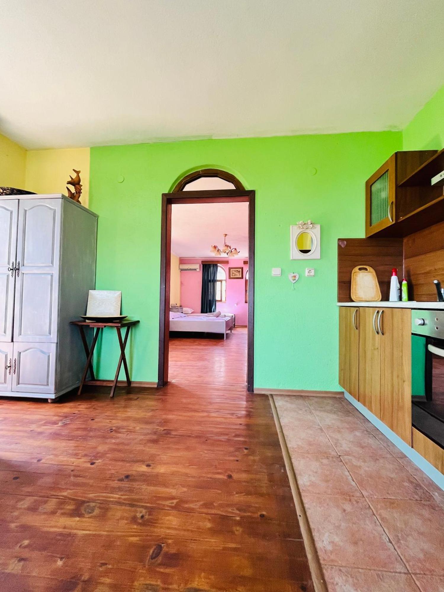 Brunette Beauties Guesthouse & Studio Sinemorets Екстериор снимка